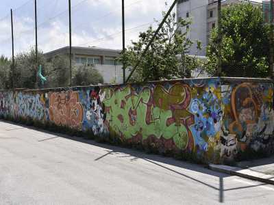 Poggiofranco, dove la citt� � sorta intorno alla campagna
